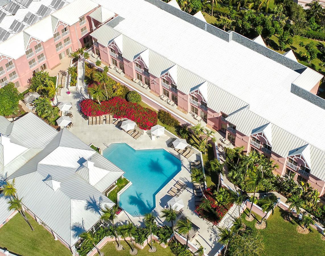 Comfort Suites Paradise Island Creek Village Exterior foto